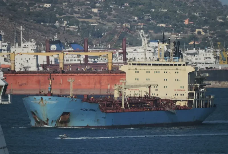 MAERSK BORNEO Tanker IMO 9341445 photo 10