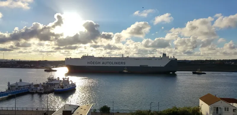 HOEGH LONDON General Cargo IMO 9342205 photo 9
