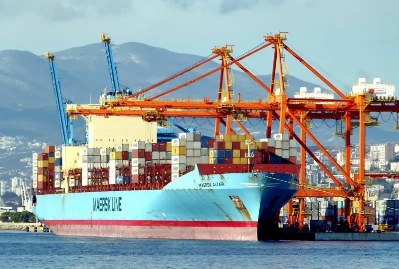 MAERSK ALTAIR Container Ship IMO 9342499 photo 4