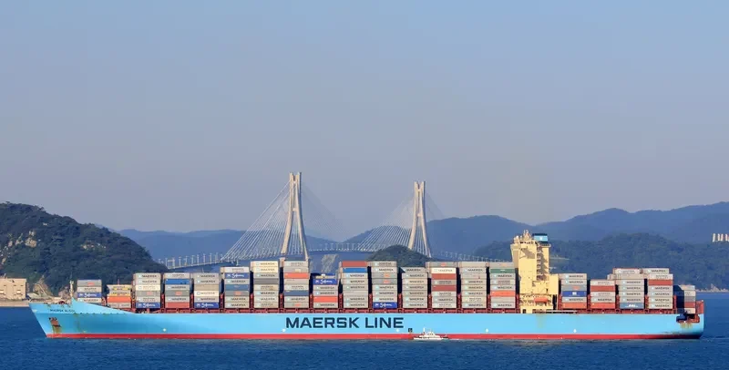 MAERSK ALGOL Container Ship IMO 9342528 photo 9