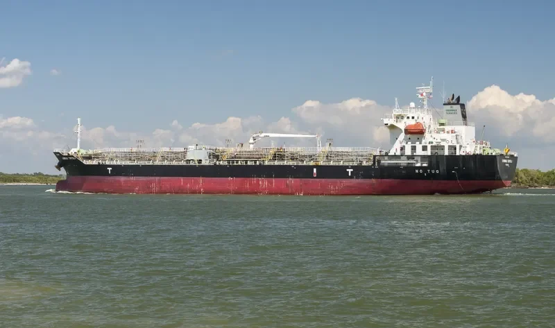 AMIAS Tanker IMO 9342786 photo 4