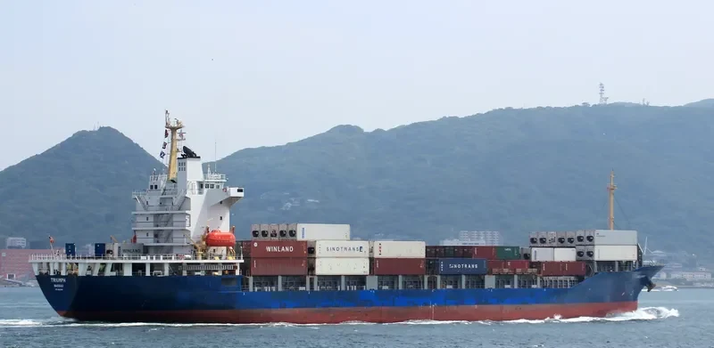 TRIUMPH Container Ship IMO 9342798 photo 3