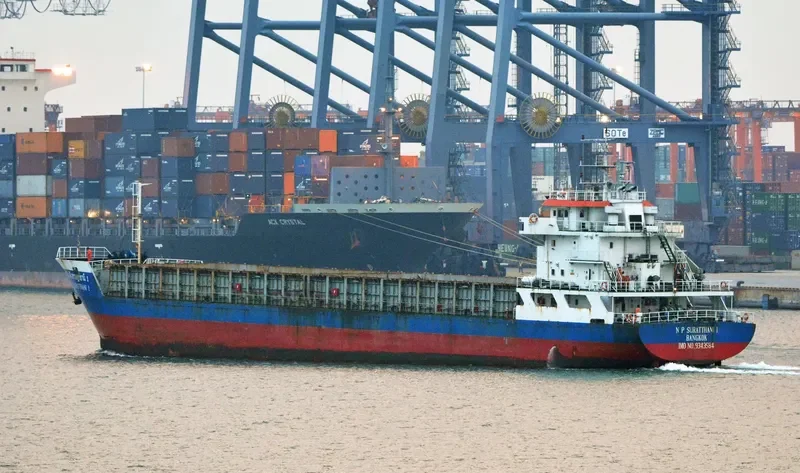 N P SURATTHANI 1 Container Ship IMO 9343584