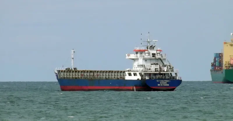 N P SURATTHANI 1 Container Ship IMO 9343584 photo 5
