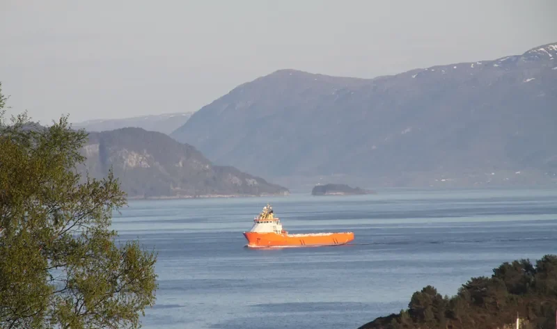 NORMAND CORONA Offshore Vessel IMO 9343766 photo 9
