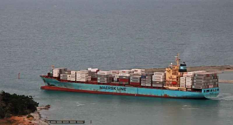 MAERSK JAIPUR Container Ship IMO 9343974 photo 4
