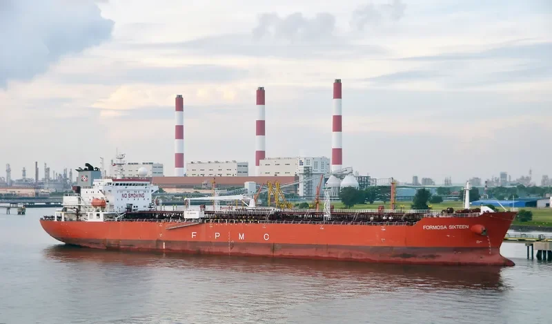 OCEAN III Tanker IMO 9344100 photo 2