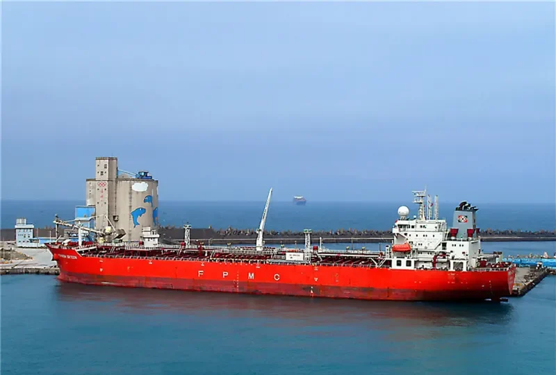 OCEAN III Tanker IMO 9344100 photo 6