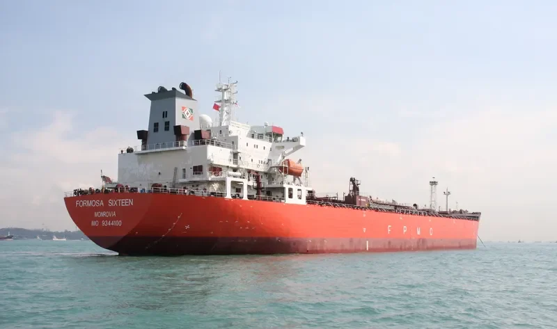 OCEAN III Tanker IMO 9344100 photo 8