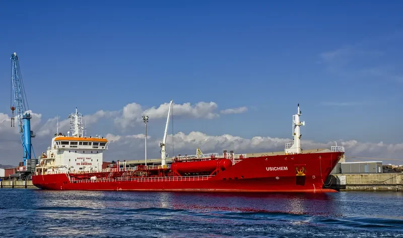 USICHEM Tanker IMO 9344344 photo 4