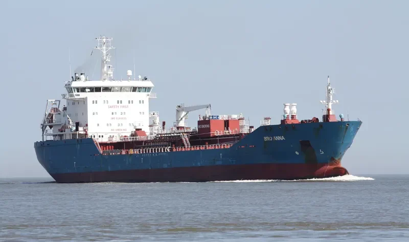 BRO ANNA Tanker IMO 9344435 photo 10