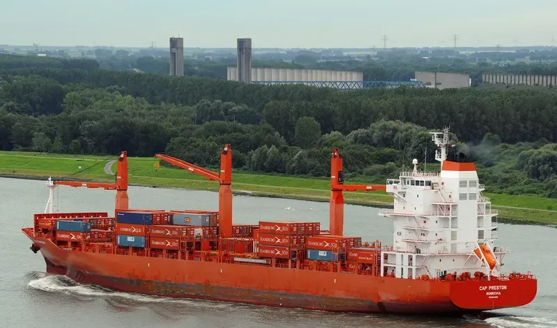 SAN ALVARO Container Ship IMO 9344681 photo 2