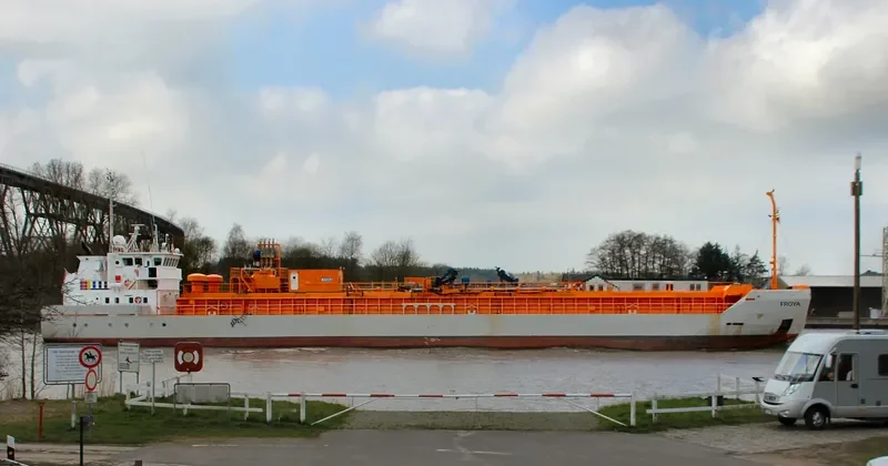 FROYA General Cargo IMO 9345350 photo 10