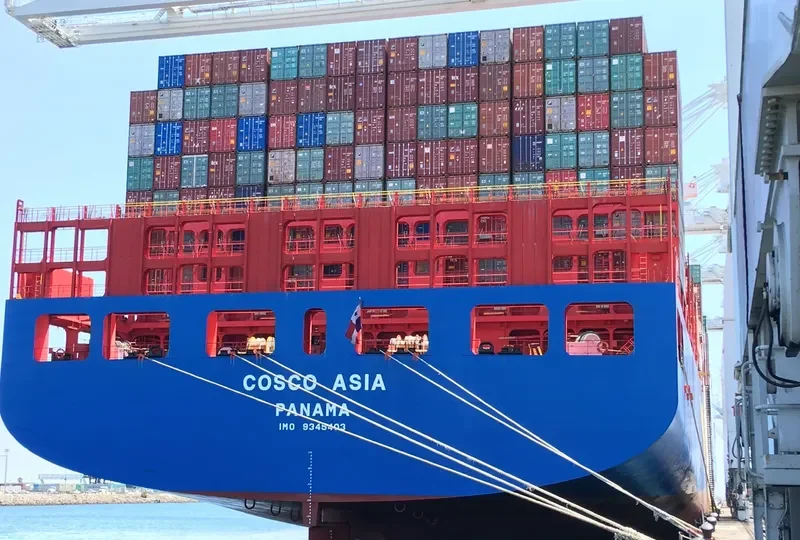 COSCO ASIA Container Ship IMO 9345403 photo 7