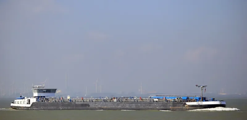 ZUGERSEE Tanker IMO 9345465 photo 7