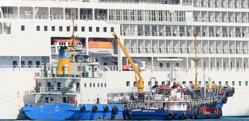 HU SHAN Tanker IMO 9345532 photo 3