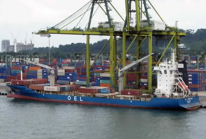 OEL SINGAPORE Container Ship IMO 9345910 photo 4
