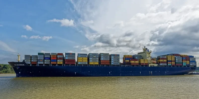 NAVIOS JASMINE Container Ship IMO 9345958 photo 3
