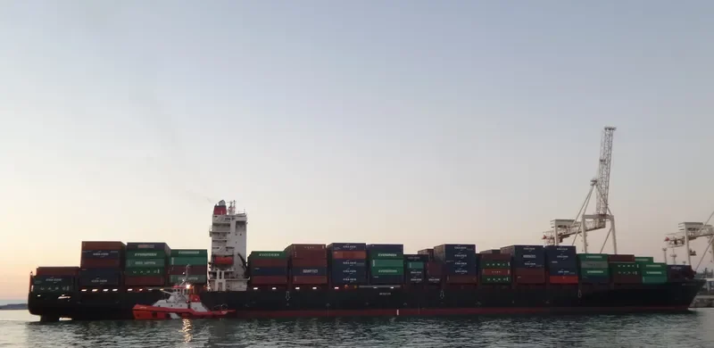 NAVIOS NERINE Container Ship IMO 9345972 photo 9