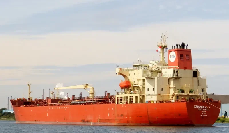 GRAND ACE2 Tanker IMO 9346079 photo 2