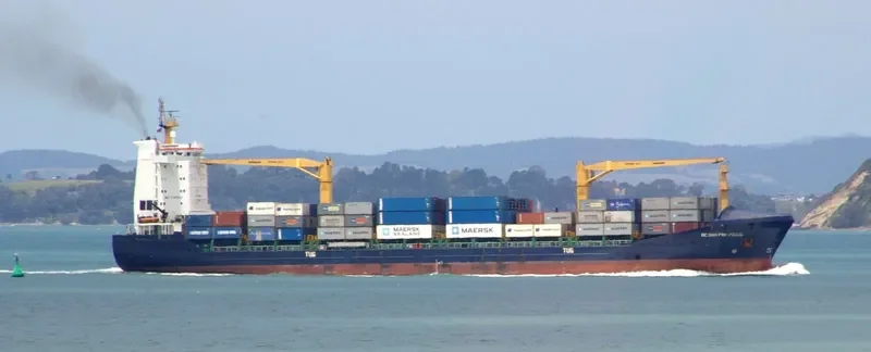 TCI VIJAY Container Ship IMO 9346562 photo 4