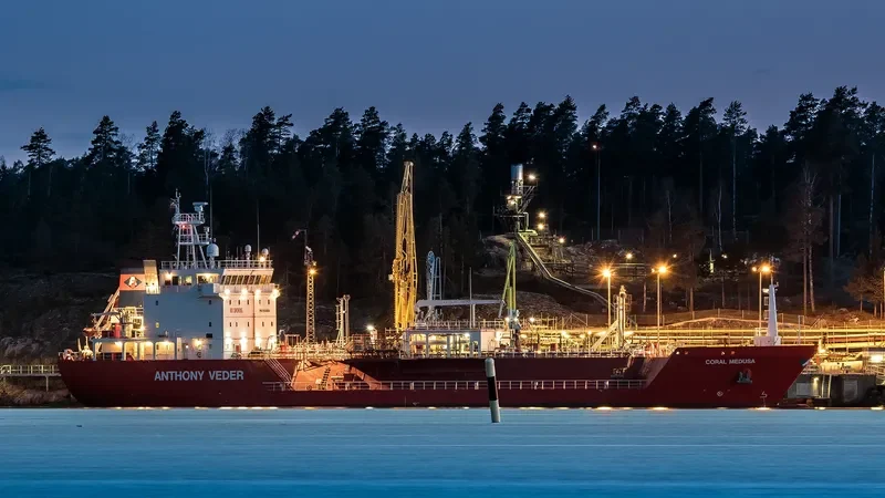CORAL MEDUSA General Cargo IMO 9346926 photo 10
