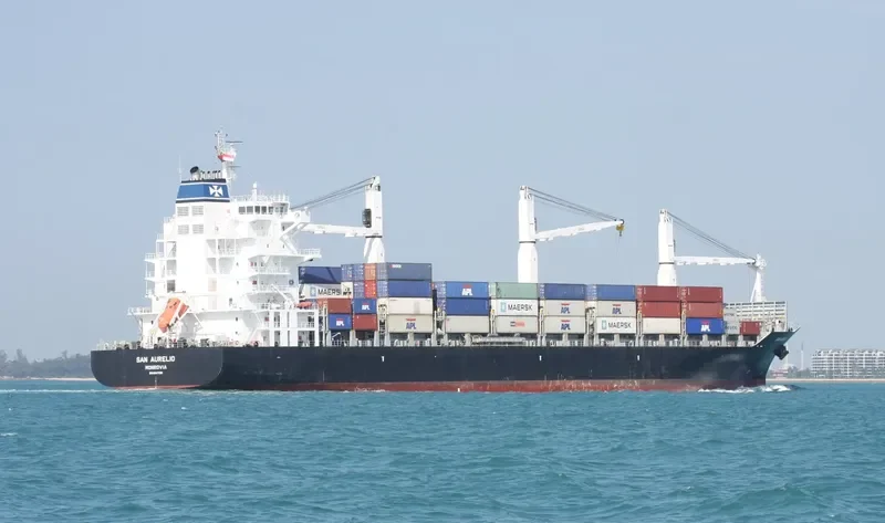 WINNER Container Ship IMO 9347281 photo 7