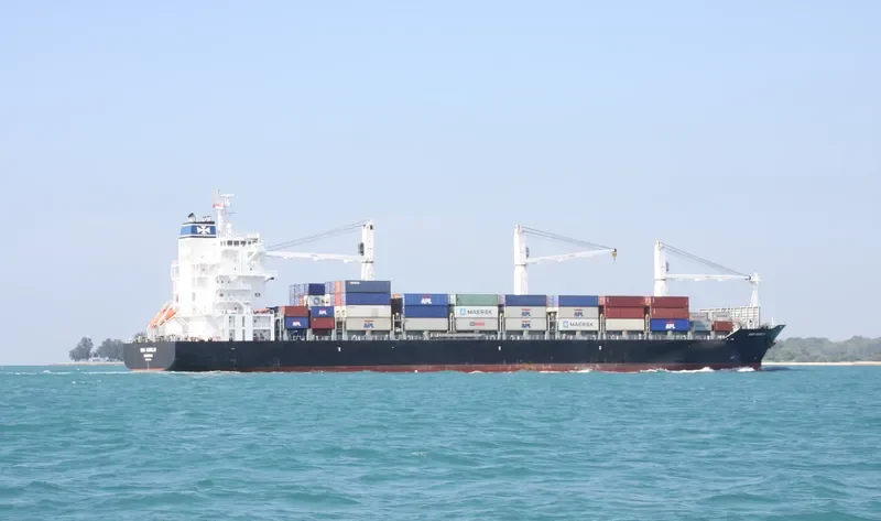 WINNER Container Ship IMO 9347281 photo 8