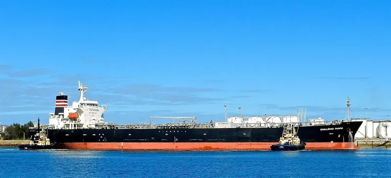 CHALLENGE PACIFIC Tanker IMO 9347310 photo 8