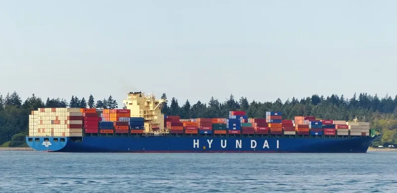 HYUNDAI COURAGE Container Ship IMO 9347542 photo 4