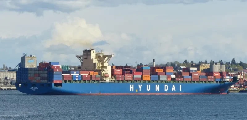 HYUNDAI COURAGE Container Ship IMO 9347542 photo 9