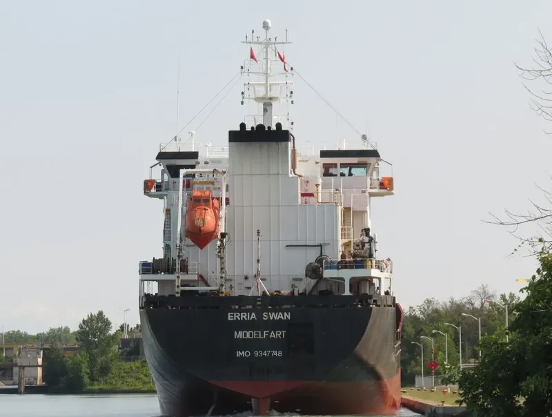 ERRIA SWAN Tanker IMO 9347748 photo 3