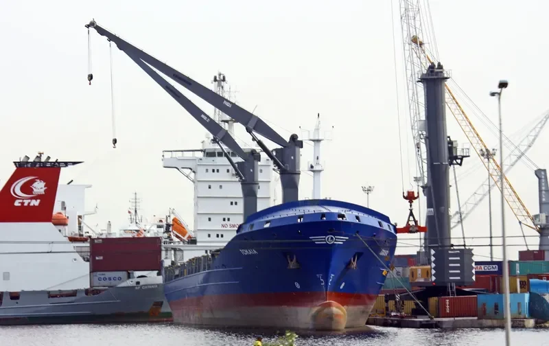 TOKATA Container Ship IMO 9347970 photo 4