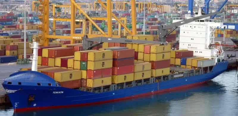 TOKATA Container Ship IMO 9347970 photo 9
