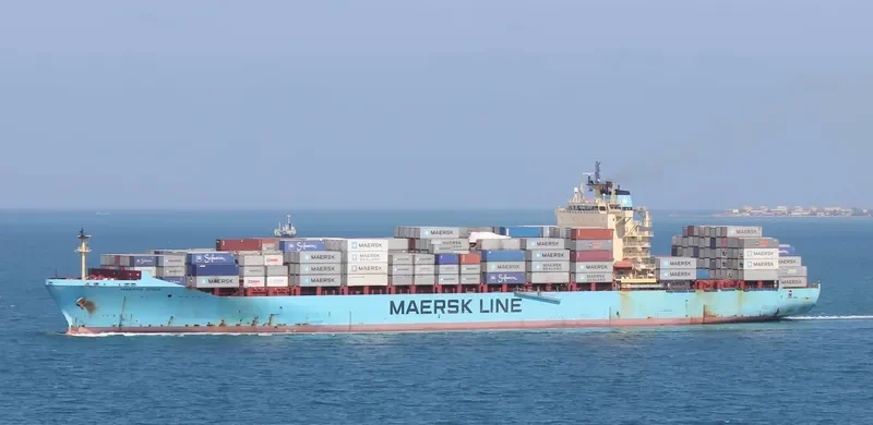MAERSK IZMIR Container Ship IMO 9348168 photo 10