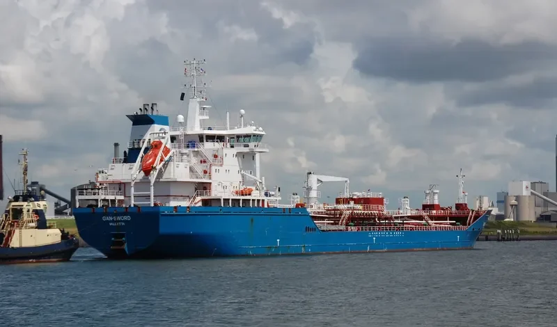 ESSEX STAR Tanker IMO 9348297 photo 8