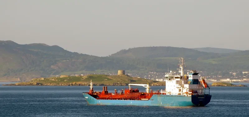 BRO AGNES Tanker IMO 9348302 photo 8