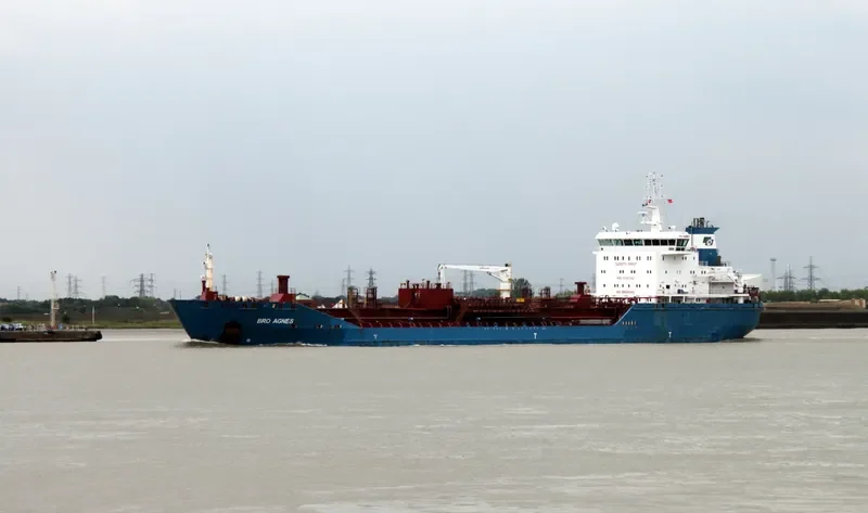 BRO AGNES Tanker IMO 9348302 photo 10