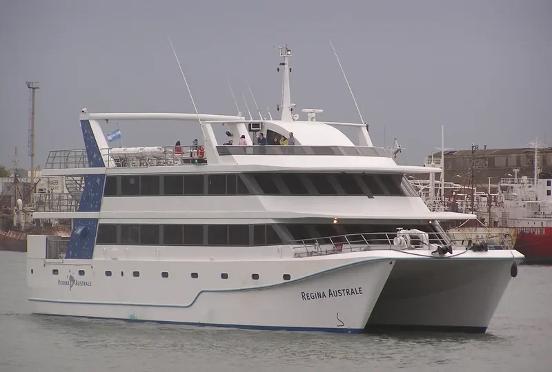 REGINA AUSTRALE Passenger Ship IMO 9348314 photo 3