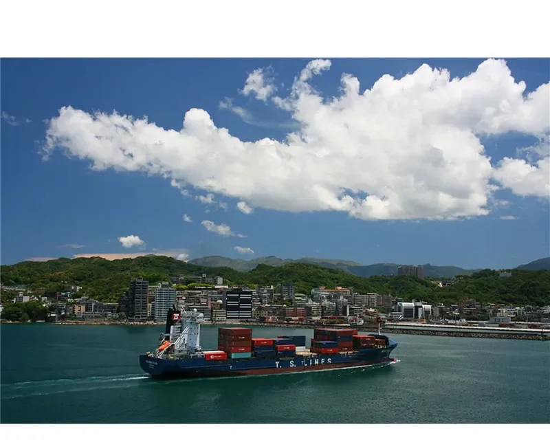 TS HONGKONG Container Ship IMO 9348493 photo 7