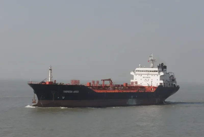 THERESA ARIES Tanker IMO 9348508 photo 3