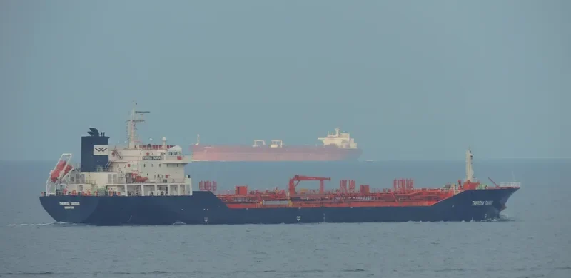 THERESA TAURUS Tanker IMO 9348522 photo 3