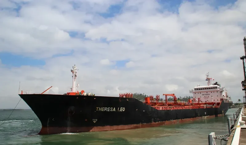 THERESA LEO Tanker IMO 9348534 photo 8