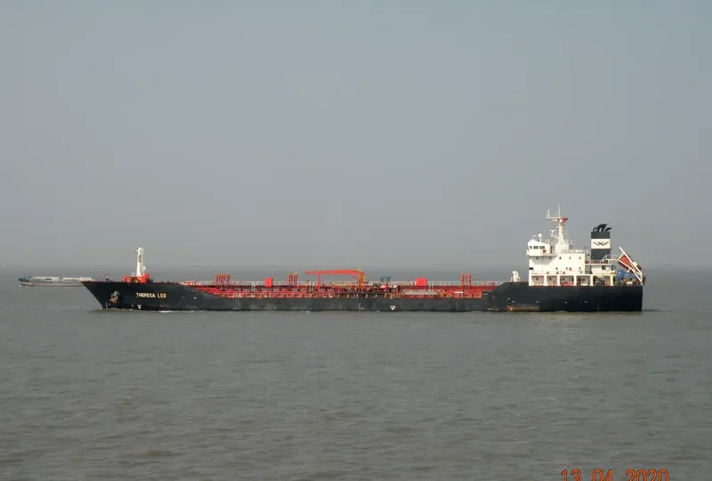 THERESA LEO Tanker IMO 9348534 photo 9
