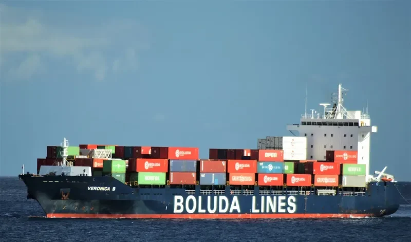 VERONICA B Container Ship IMO 9348625 photo 3