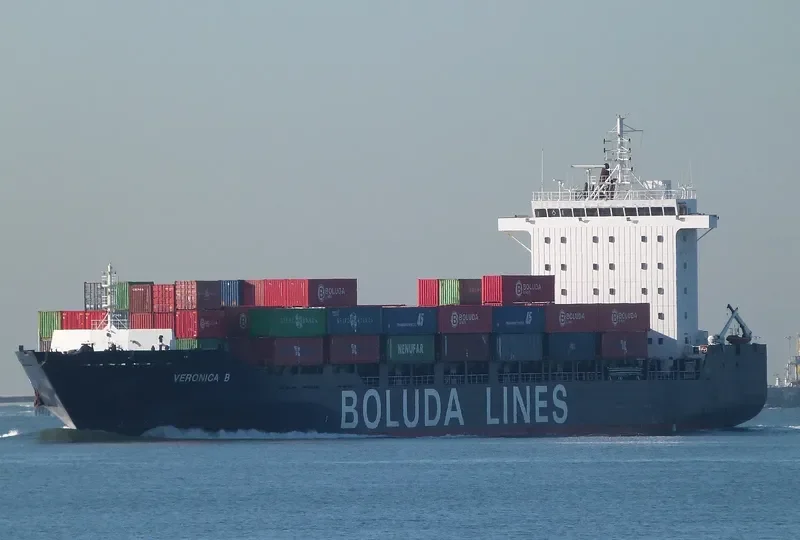 VERONICA B Container Ship IMO 9348625 photo 5