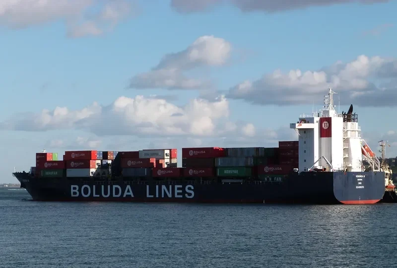 VERONICA B Container Ship IMO 9348625 photo 7