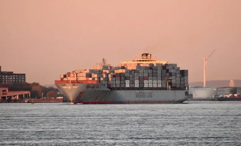 MAERSK ATLANTA Container Ship IMO 9348649 photo 5
