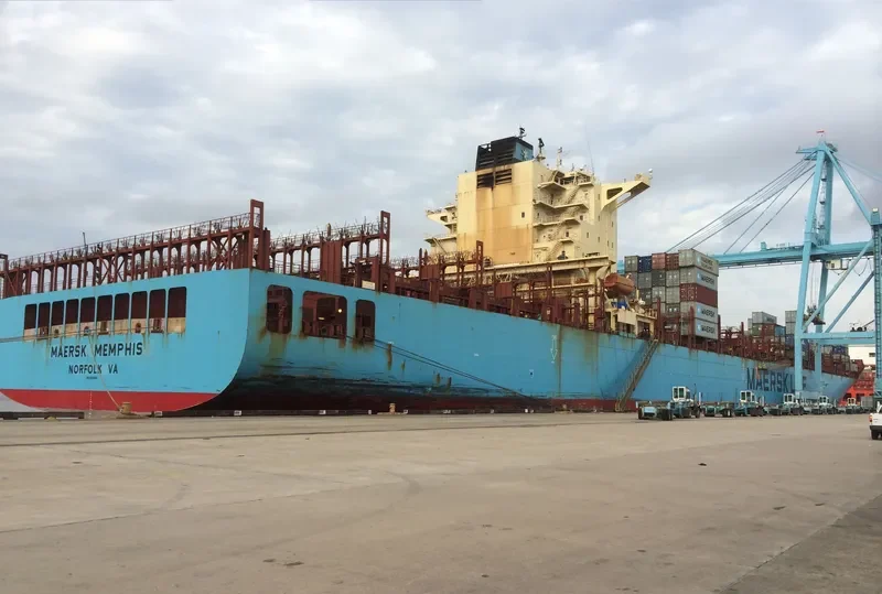 MAERSK MEMPHIS Container Ship IMO 9348651 photo 6