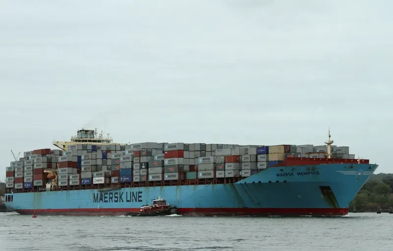 MAERSK MEMPHIS Container Ship IMO 9348651 photo 9